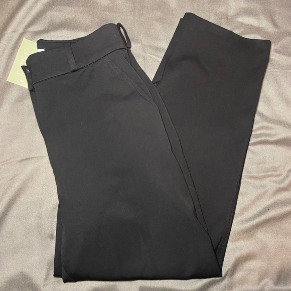 H&M Pants - H&M Black Ankle-length slacks